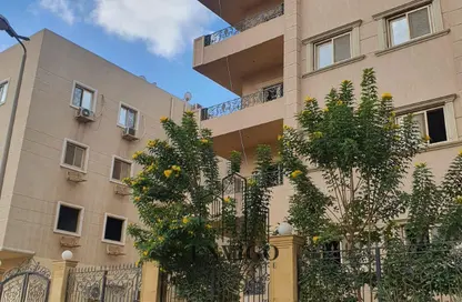 Apartment - 3 Bedrooms - 3 Bathrooms for sale in West Arabella - 5th Settlement Compounds - The 5th Settlement - New Cairo City - Cairo
