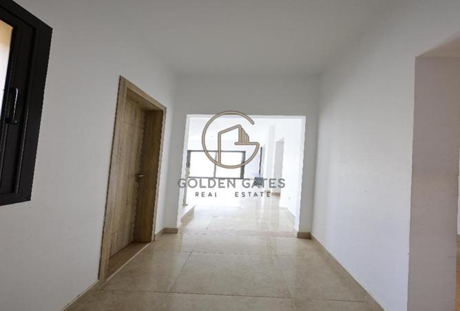 96309690 - Property Image 3