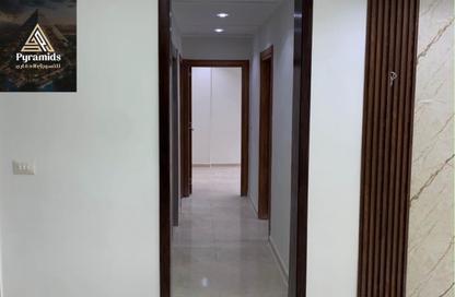 Apartment - 3 Bedrooms - 2 Bathrooms for rent in Mountain View iCity October - 6 October Compounds - 6 October City - Giza