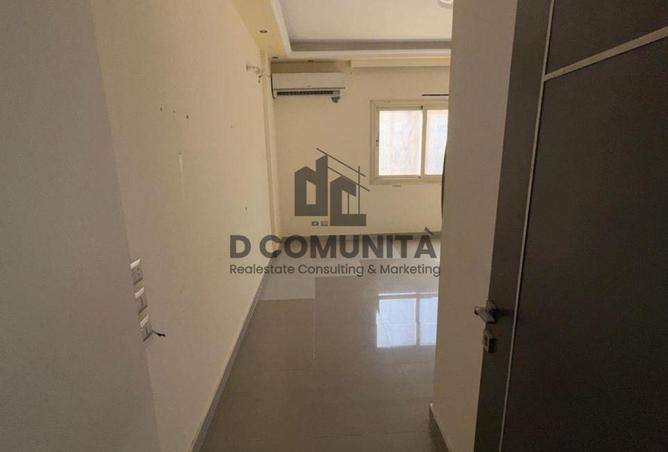 8660006 - Property Image 3