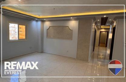 Apartment - 3 Bedrooms - 2 Bathrooms for rent in 16th District - Sheikh Zayed City - Giza Apartment - 3 Bedrooms - 2 Bathrooms for rent in 16th District - Sheikh Zayed City - Giza