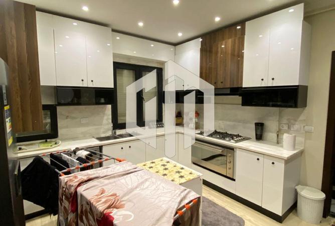 77060119 - Property Image 3