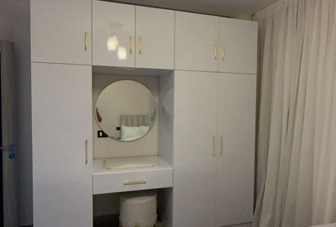 98825300 - Property Image 3
