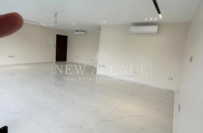 Apartment - 3 Bedrooms - 2 Bathrooms for rent in Lake View Residence - 5th Settlement Compounds - The 5th Settlement - New Cairo City - Cairo