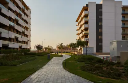 شقة - غرفة نوم - 1 حمام للبيع في كمبوند البروج - كمبوندات الشروق - مدينة الشروق - القاهرة