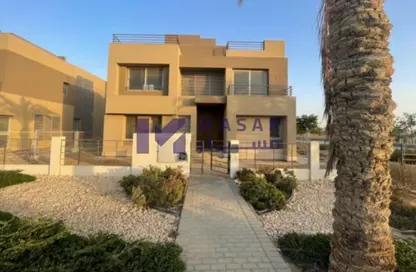 Villa - 5 Bedrooms - 3 Bathrooms for sale in Palm Hills New Cairo - 5th Settlement Compounds - The 5th Settlement - New Cairo City - Cairo