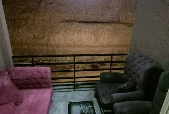 102070325 - صورة العقار 2