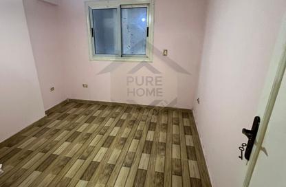 Apartment - 3 Bedrooms - 2 Bathrooms for rent in Smouha Square - Smouha - Hay Sharq - Alexandria