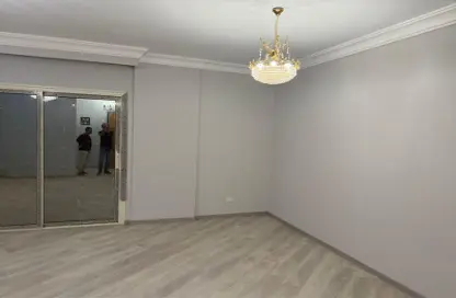 Apartment - 3 Bedrooms - 3 Bathrooms for sale in El Banafseg Apartment Buildings - El Banafseg - New Cairo City - Cairo