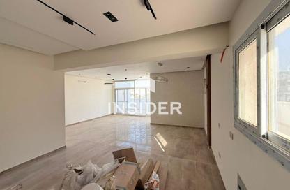Penthouse - 2 Bedrooms - 2 Bathrooms for sale in Hyde Park - New Cairo City - Cairo