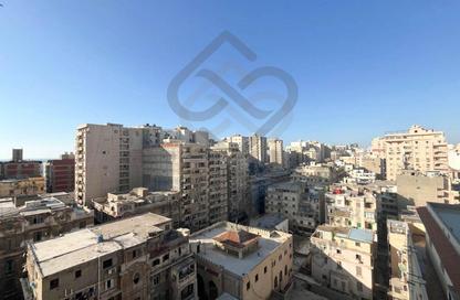 شقة - 3 غرف نوم - 2 حمامات للبيع في شارع فاموس - كامب شيزار - حي وسط - الاسكندرية شقة - 3 غرف نوم - 2 حمامات للبيع في شارع فاموس - كامب شيزار - حي وسط - الاسكندرية