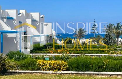 Chalet - 3 Bedrooms - 2 Bathrooms for sale in Mountain View - Ras Al Hekma - North Coast