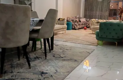 شقة - 3 غرف نوم - 2 حمامات للبيع في شارع الدكتور لاشين - الطوابق - فيصل - حي الهرم - الجيزة