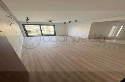 Apartment - 3 Bedrooms - 2 Bathrooms for sale in El Patio Oro - 5th Settlement Compounds - The 5th Settlement - New Cairo City - Cairo