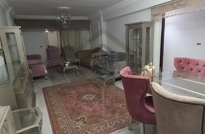 Apartment - 3 Bedrooms - 1 Bathroom for rent in Sidi Gaber St. - Sidi Gaber - Hay Sharq - Alexandria
