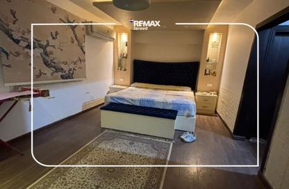 دوبلكس - 3 غرف نوم - 3 حمامات للايجار في الحي السابع - الشيخ زايد - الجيزة