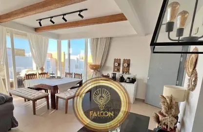 شاليه - 2 غرف نوم - 2 حمامات للبيع في دوس - قسم الضبعة - الساحل الشمالي