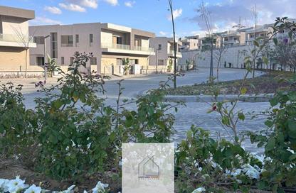 Townhouse - 3 - 4 for sale in Hadaba - Fayoum Desert road - 6 October City - Giza