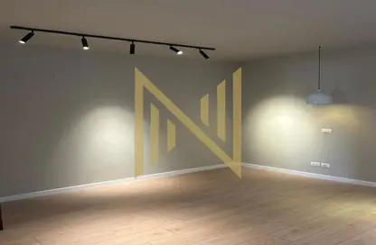 Apartment - 3 Bedrooms - 3 Bathrooms for rent in New Giza - Cairo Alexandria Desert Road - 6 October City - Giza