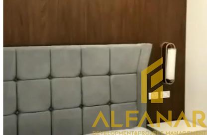 (بنتهاوس  (روف - 3 غرف نوم - 2 حمامات للبيع في باتيو كازا - الباتيو - كمبوندات الشروق - مدينة الشروق - القاهرة