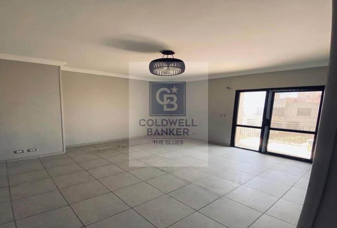 67733083 - صورة العقار 3