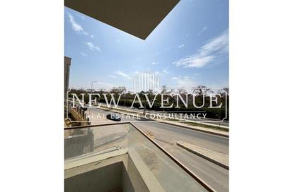 Apartment - 3 Bedrooms - 3 Bathrooms for sale in Al Shorouk 2000 - El Shorouk Compounds - Shorouk City - Cairo