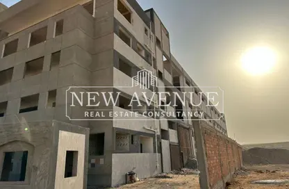 مصنع - استوديو - 6 حمامات للبيع في طريق العاشر من رمضان بدر - زيزينيا العاشر من رمضان - مدينة العاشر من رمضان - الشرقية