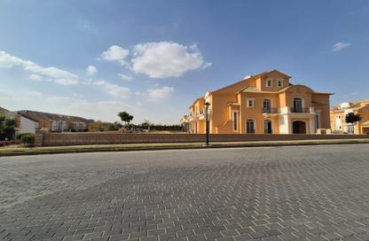 Townhouse - 4 - 5 for sale in Layan Residence - 5th Settlement Compounds - The 5th Settlement - New Cairo City - Cairo