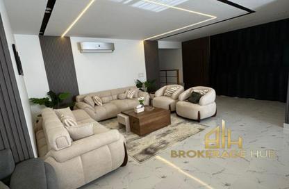 Apartment - 3 Bedrooms - 3 Bathrooms for rent in Garden Residence - Hyde Park - New Cairo City - Cairo