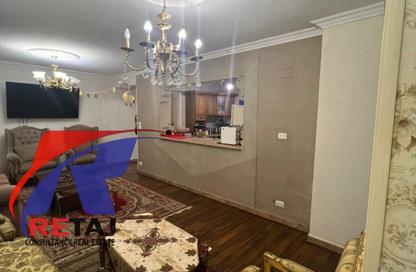 Apartment - 3 Bedrooms - 1 Bathroom for sale in Mahdy Arafa St. - 9th Zone - Nasr City - Cairo