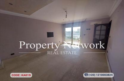 Apartment - 3 Bedrooms - 2 Bathrooms for sale in Road Inside Compound Al Safwa - Degla - Hay El Maadi - Cairo