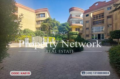 Apartment - 3 Bedrooms - 2 Bathrooms for sale in Road Inside Compound Al Safwa - Degla - Hay El Maadi - Cairo