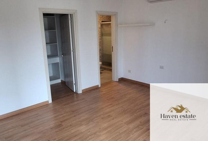 66702686 - Property Image 2