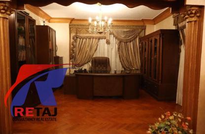 Apartment - 3 Bedrooms - 2 Bathrooms for sale in Samir Abdel Raouf St. - 8th Zone - Nasr City - Cairo