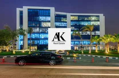 مساحات مكتبية - 8 غرف نوم - 5 حمامات للايجار في فى90 - شارع التسعين الشمالي - التجمع الخامس - مدينة القاهرة الجديدة - القاهرة