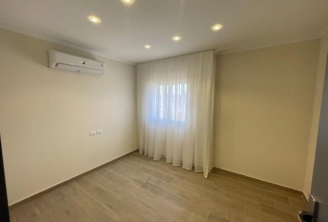 52442896 - Property Image 2