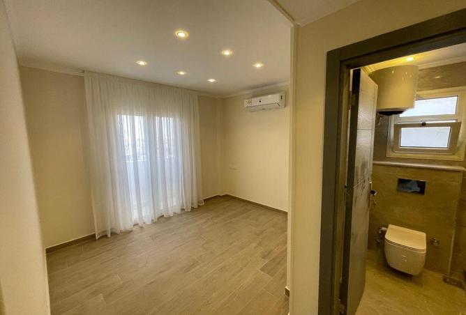 52442896 - Property Image 3