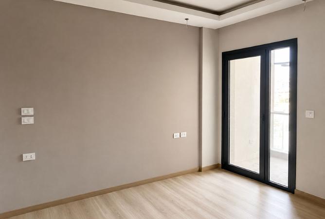 97135105 - Property Main Image