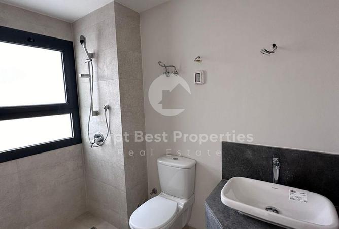 8631325 - Property Image 2