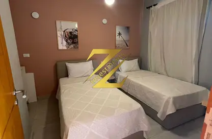 Chalet - 2 Bedrooms - 2 Bathrooms for sale in Al Ain Al Sokhna - Suez