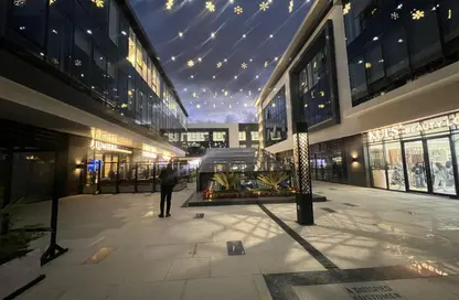 محل - استوديو للايجار في شارع مجمع البنوك - شارع التسعين الجنوبي - التجمع الخامس - مدينة القاهرة الجديدة - القاهرة