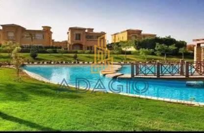 Twin House - 5 Bedrooms - 5 Bathrooms for sale in Royal Meadows - Sheikh Zayed Compounds - Sheikh Zayed City - Giza