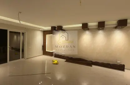 شقة - 3 غرف نوم - 2 حمامات للايجار في الشطر العاشر - زهراء المعادي - حي المعادي - القاهرة