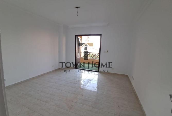 8595643 - Property Image 2