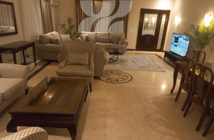 شقة - 3 غرف نوم - 3 حمامات للايجار في غرب الجولف - كمبوندات القطامية - القطامية - مدينة القاهرة الجديدة - القاهرة