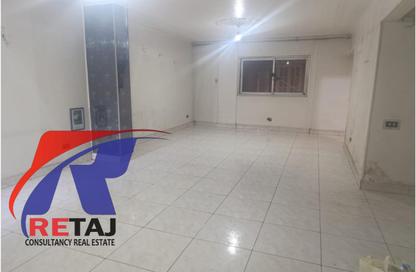 Apartment - 2 Bedrooms - 1 Bathroom for rent in Al Hegaz St. - El Mahkama Square - Heliopolis - Masr El Gedida - Cairo