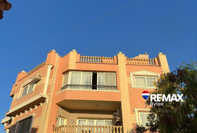 93818917 - Property Main Image