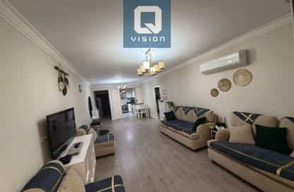 Apartment - 2 - 1 for sale in 10th Sector - Zahraa El Maadi - Hay El Maadi - Cairo