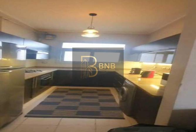 98821602 - Property Image 3