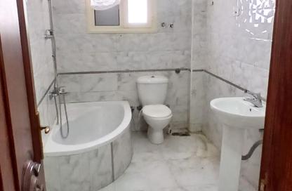 Apartment - 3 Bedrooms - 2 Bathrooms for rent in Al Sadat Axis - The 1st Settlement - New Cairo City - Cairo Apartment - 3 Bedrooms - 2 Bathrooms for rent in Al Sadat Axis - The 1st Settlement - New Cairo City - Cairo